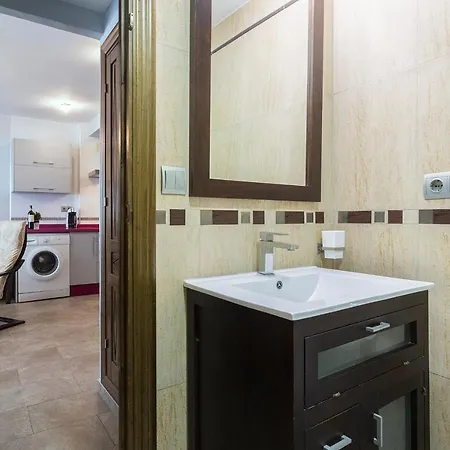 Apartment Paseo Maritimo Victoria 2 *